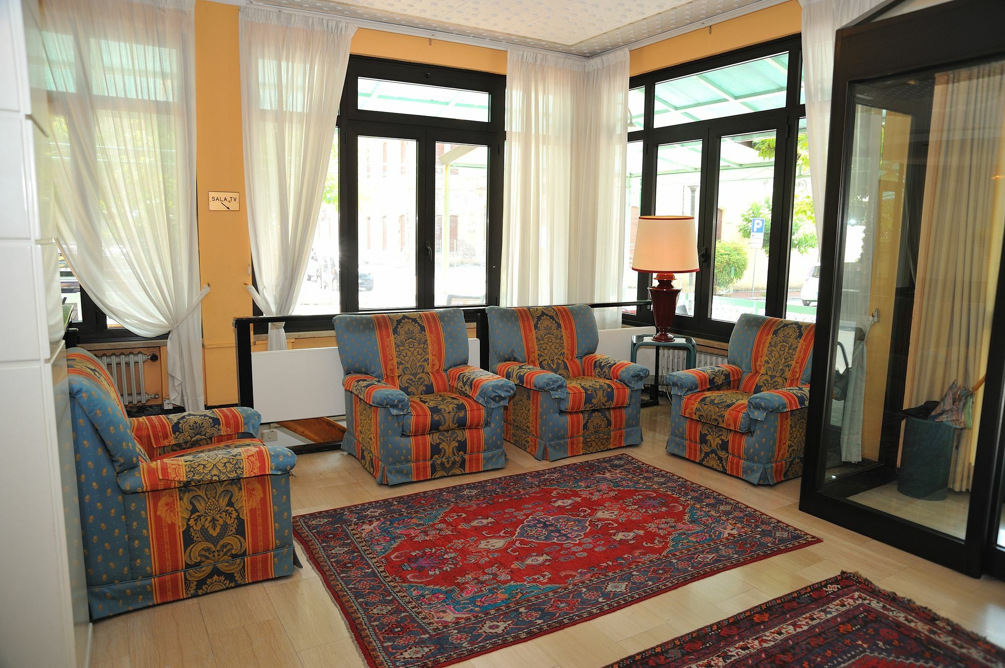Hotel Salus