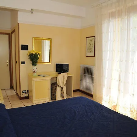 Hotel Salus Montecatini Terme Exterior foto
