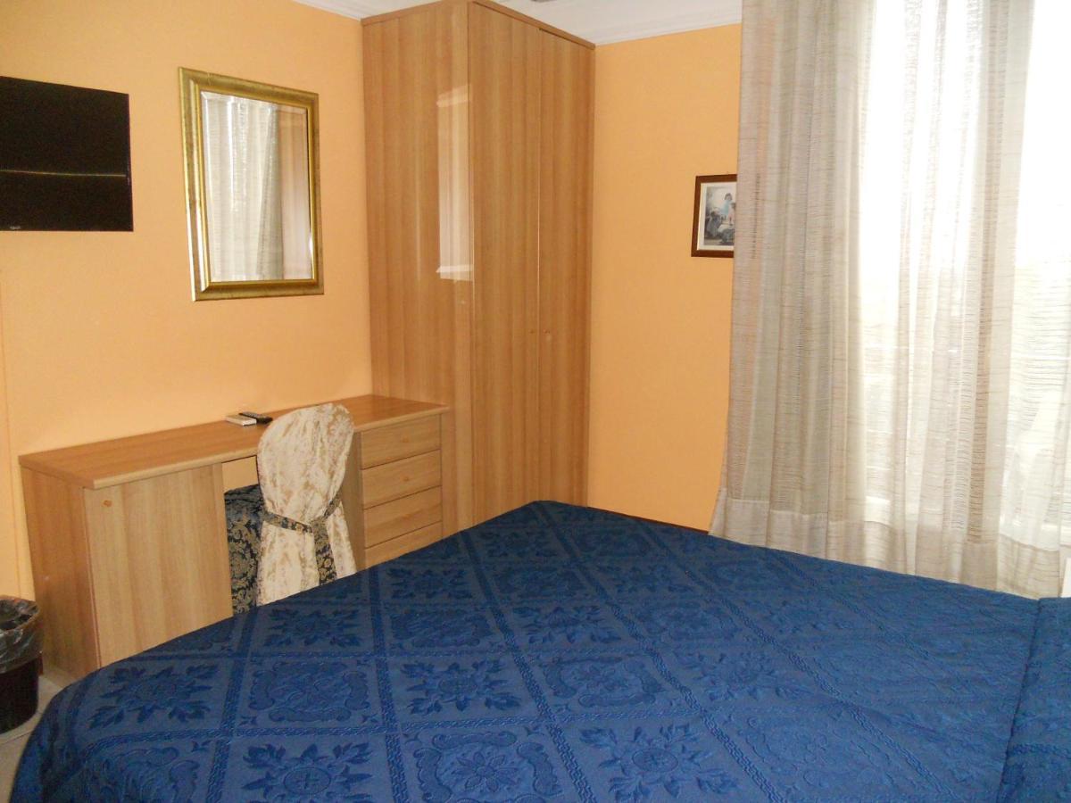 Hotel Salus 3*