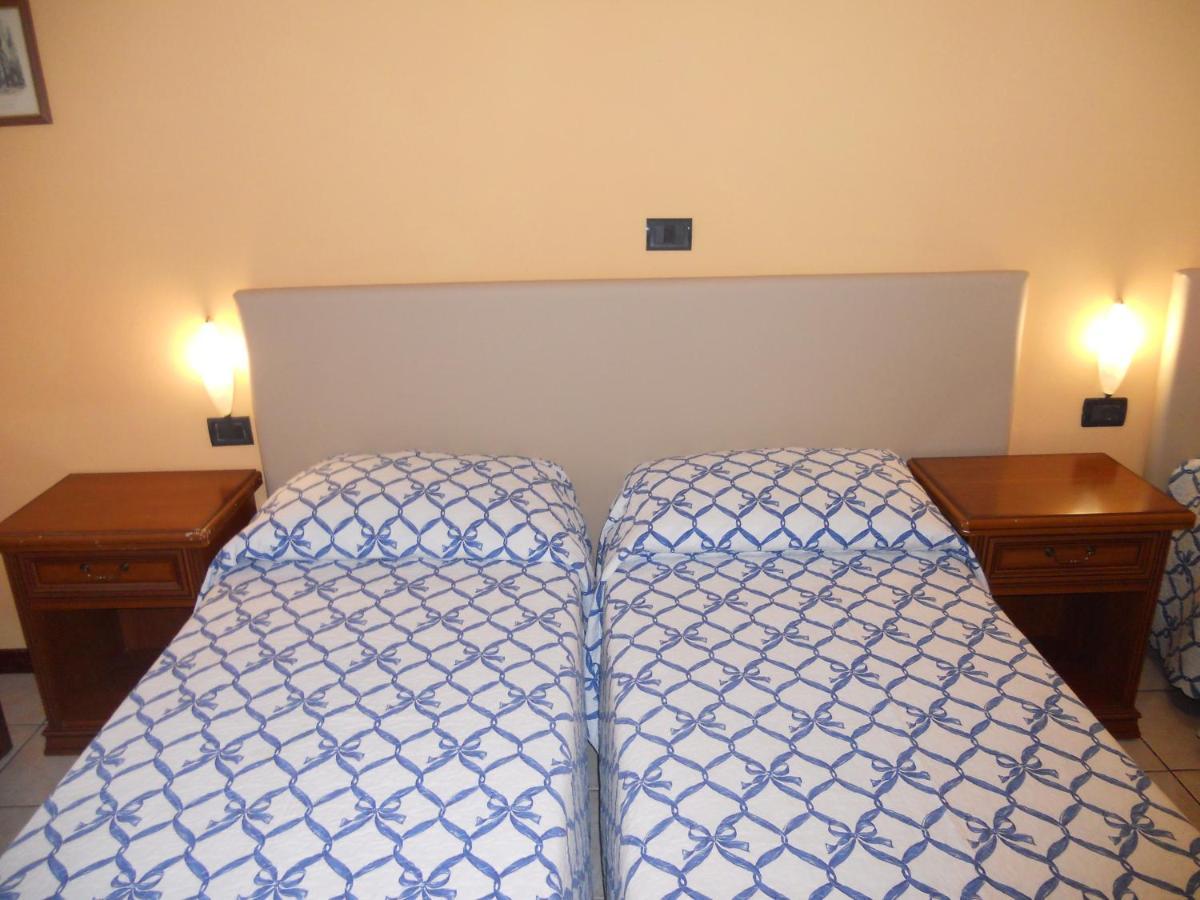 Salus Hotel